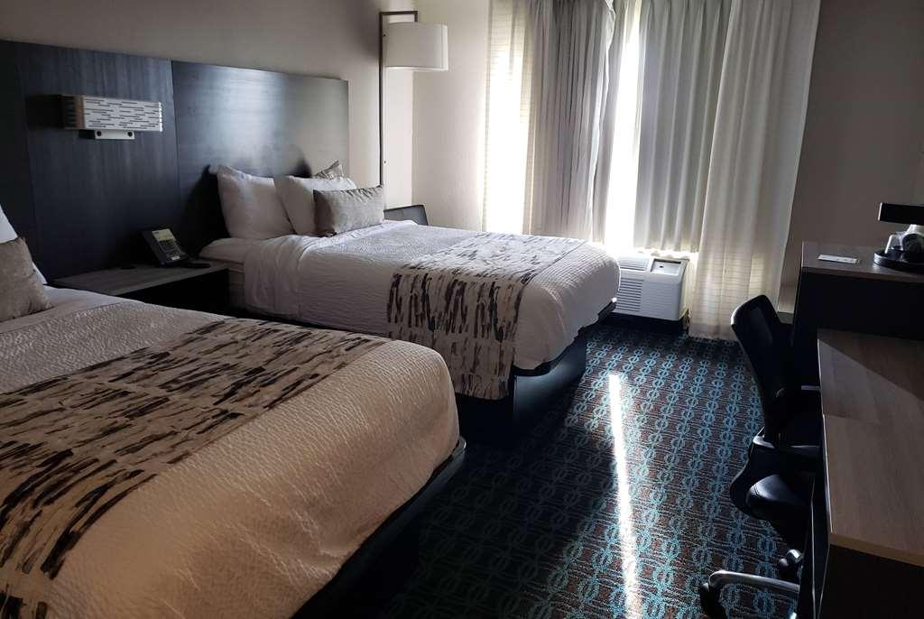 Wingate By Wyndham Dayton North Hotel Стая снимка